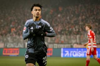 Derbi ateşi yanıyor, skor bekleyişi sürüyor