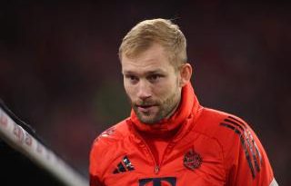 Bekleme modunda, kararını henüz vermedi, geleceği belirsiz