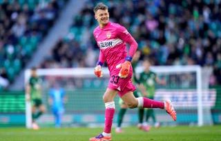 Kaleci Nübel'den Premier Lig rüzgarı esiyor