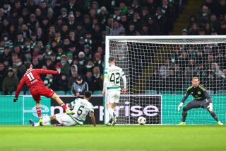 Avrupa Ligi'nde Stuttgart fırtınası Celtic'i eziyor!