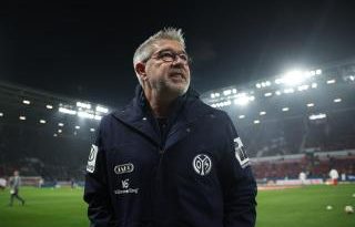 Yüzlerde sevinç, sahada mücadele, doğum günü hediyesi