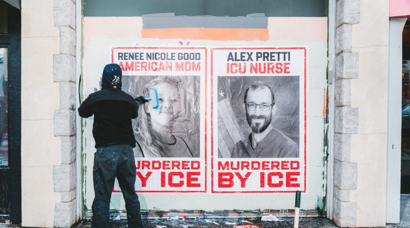 Gizli yaşamlar, korku, sessizlik, gölgeler, umutsuzluk