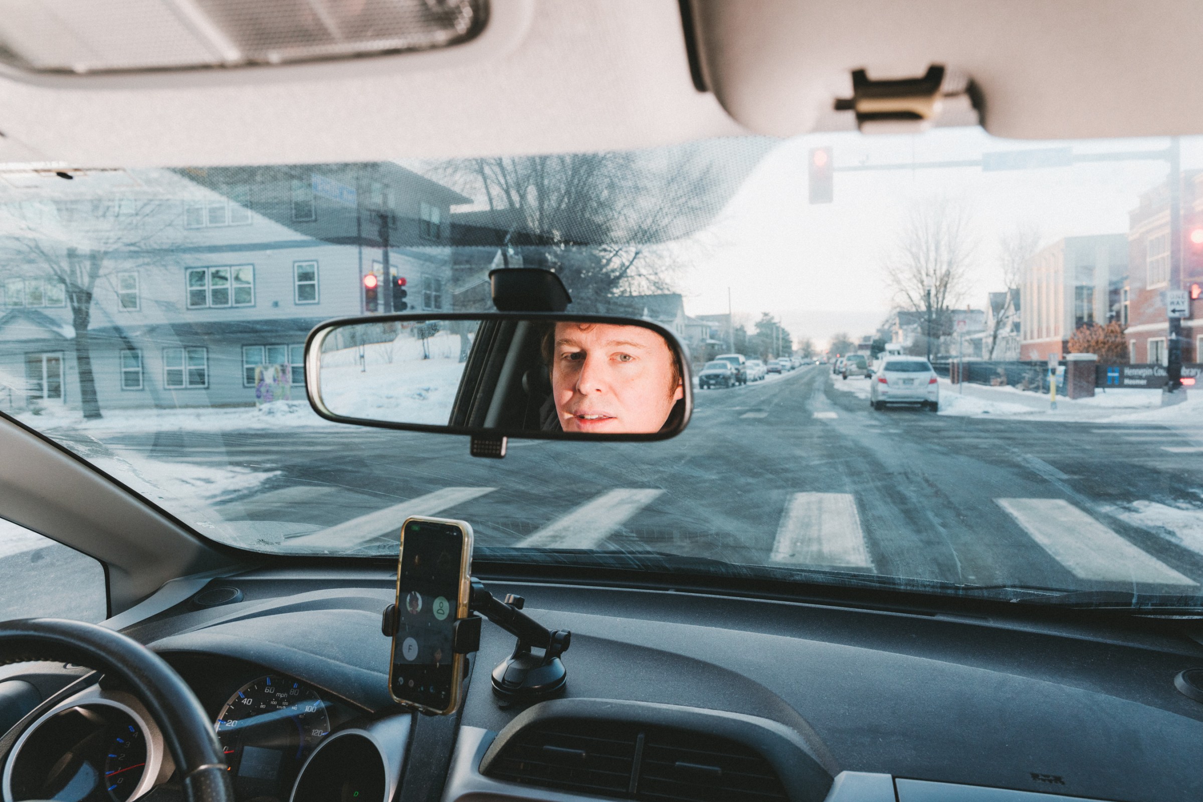 Gözetim altında, direniş var, adalet için mücadele