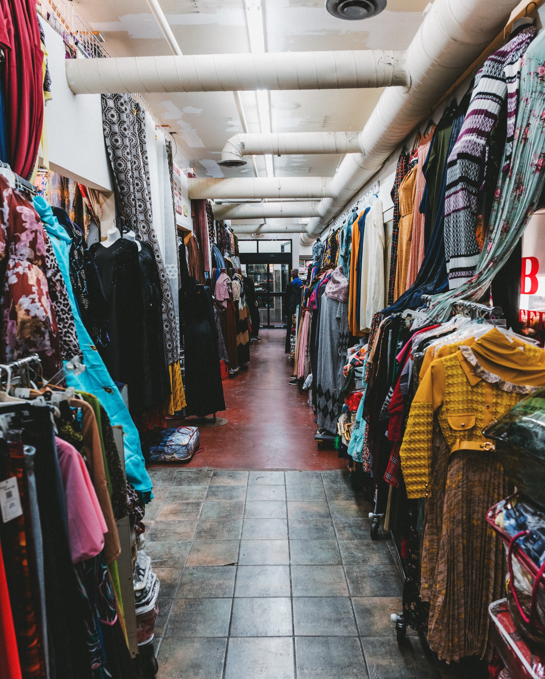 Gizlilik, korku, direniş ve göçmenlik hikayeleri