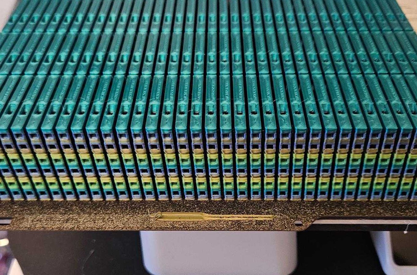 Komşuluk dayanışması, 3D yazıcılar, sessiz alarm, direnç