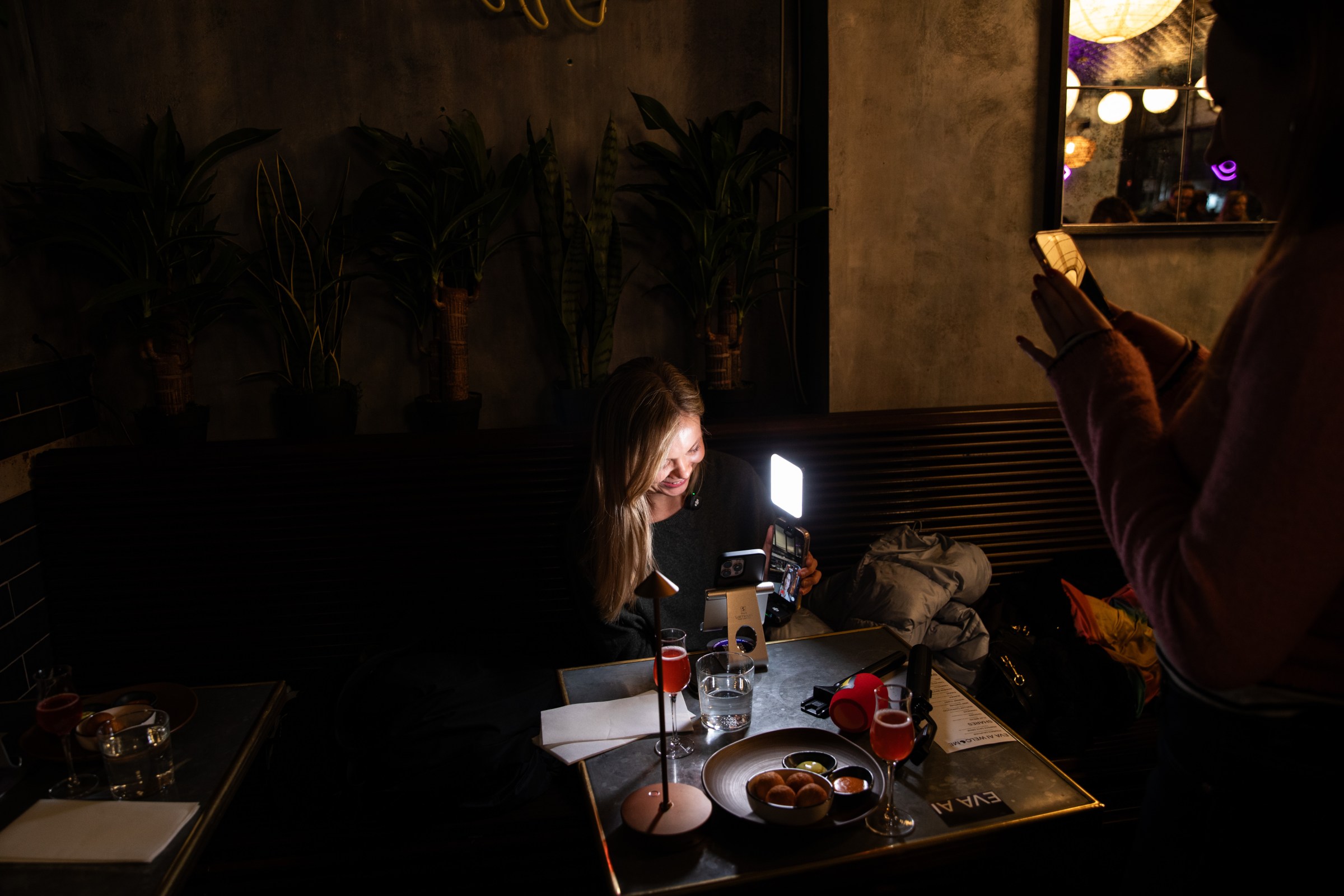 Sanal randevular, New York'ta aşkı yeniden tanımlıyor