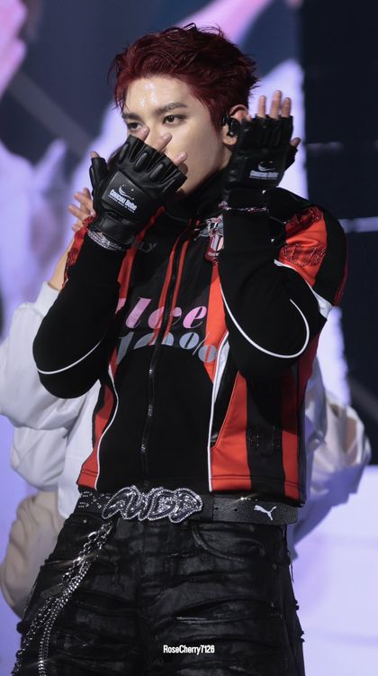 Uşakspor aşkı, rap yıldızından sürpriz destek!