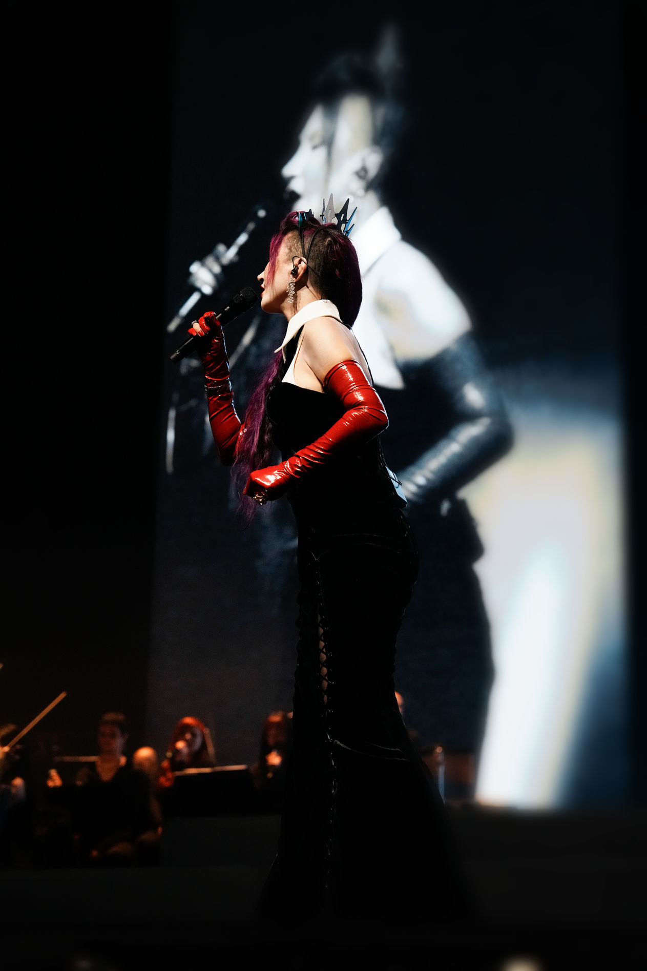 Arena'da Sezen esintisi, Hande'nin yorumuyla unutulmaz!