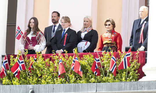 Skandal, yargılama, veliaht, oğul, Norveç, suçlamalar, dava