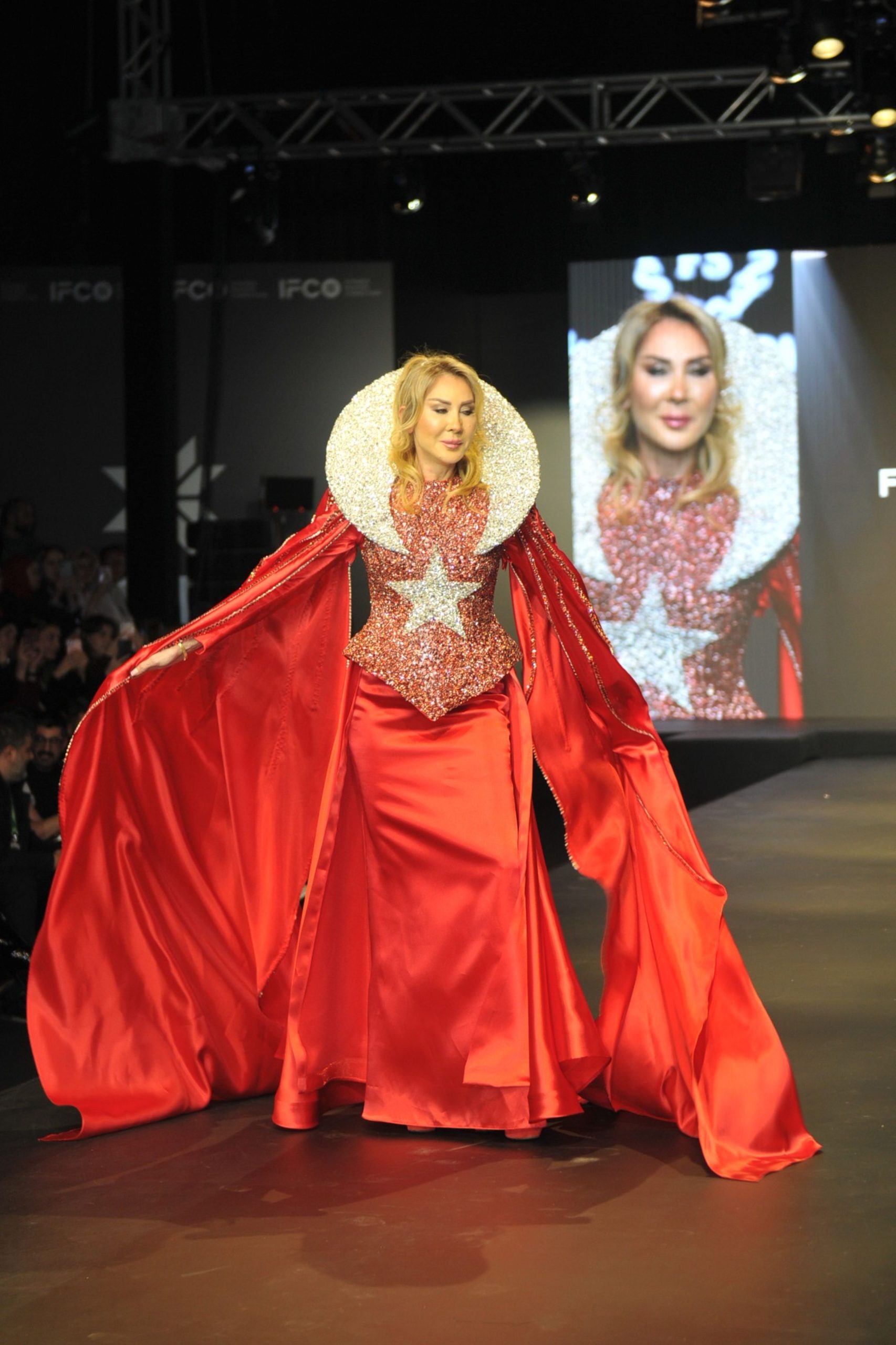 Cesaret, özgüven ve moda dünyasına meydan okuma!