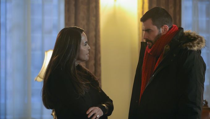 Sırlar açığa çıktı, aile dinamikleri değişti, gerilim dorukta