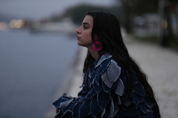 Gözler parlıyor, rol derinleşiyor, hayat tecrübesi katıyor