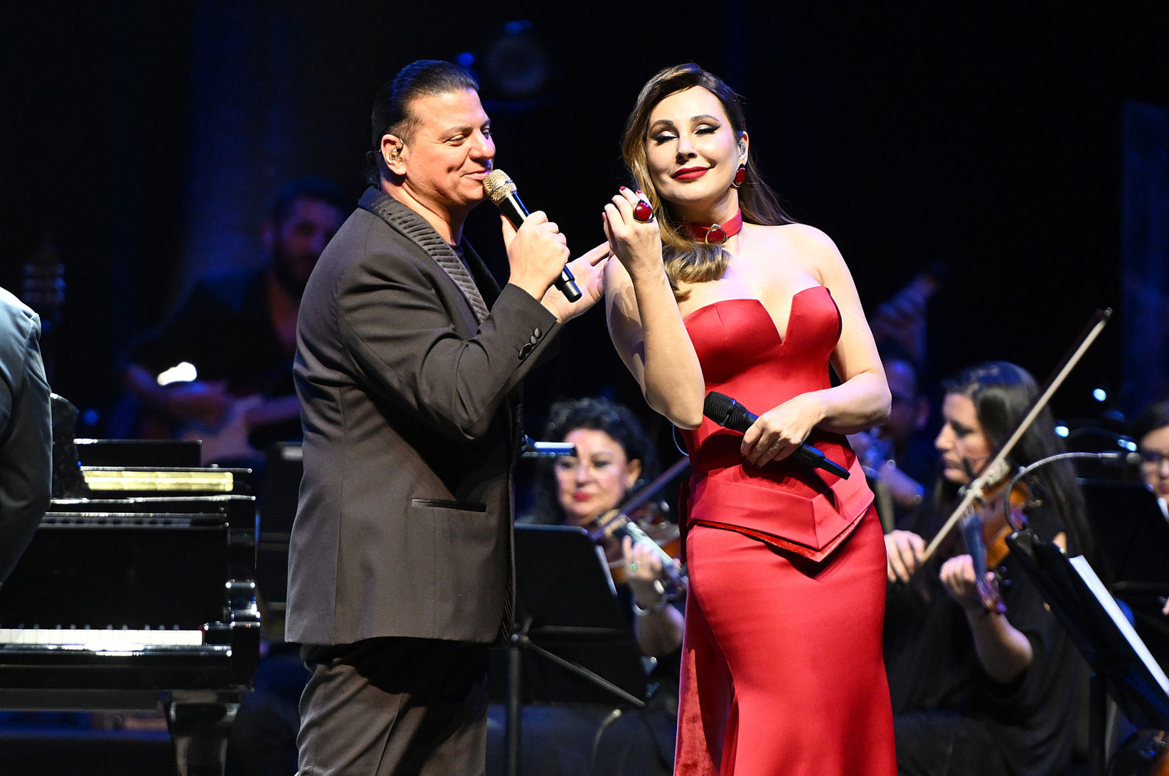 Müzik, dostluk, senfoni; büyüleyici bir gece