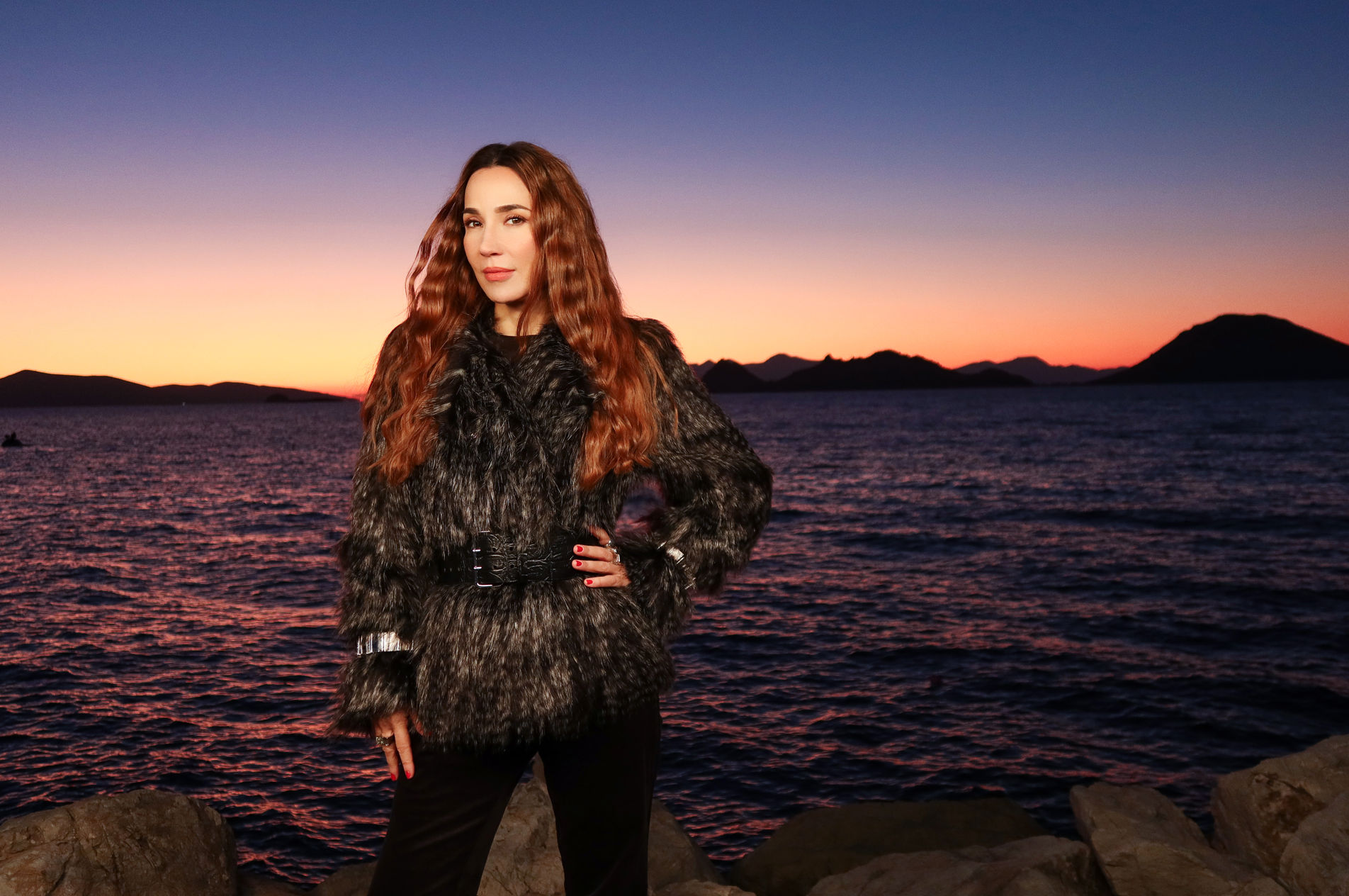 Doğum günü hediyesi, yeni şarkı, İpek Açar, sürpriz!