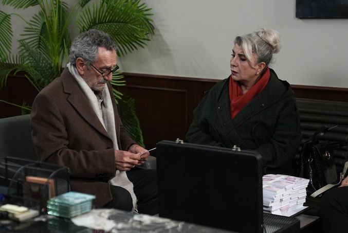 Gizem yoğunlaştı, izleyici nefessiz kaldı, yeni bölüm şok etkisi!