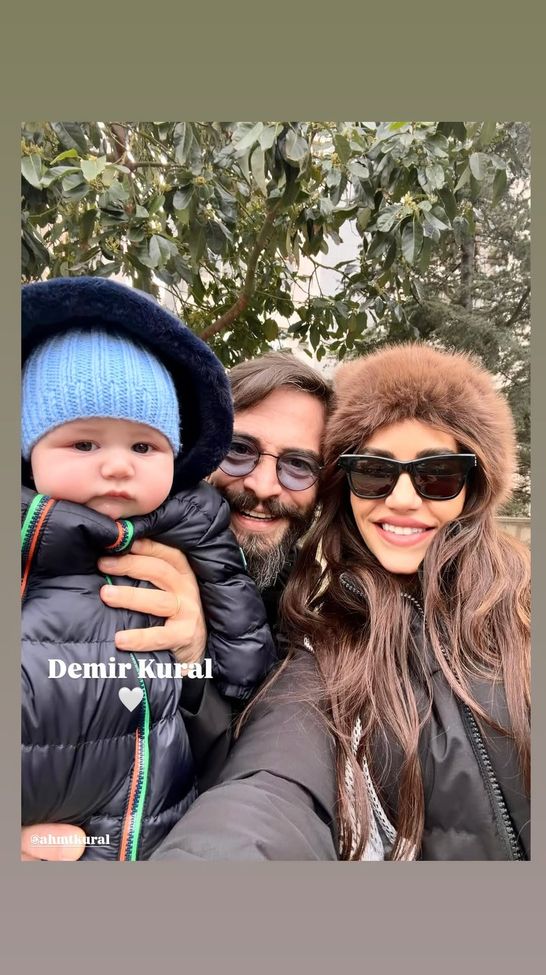 Minik Demir'le aile pozu, mutluluk dorukta!