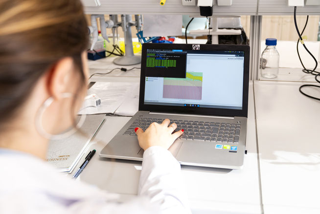 Umut ışığı, bilimle umutlanan hayatlar, tanı bekleyen yüzler