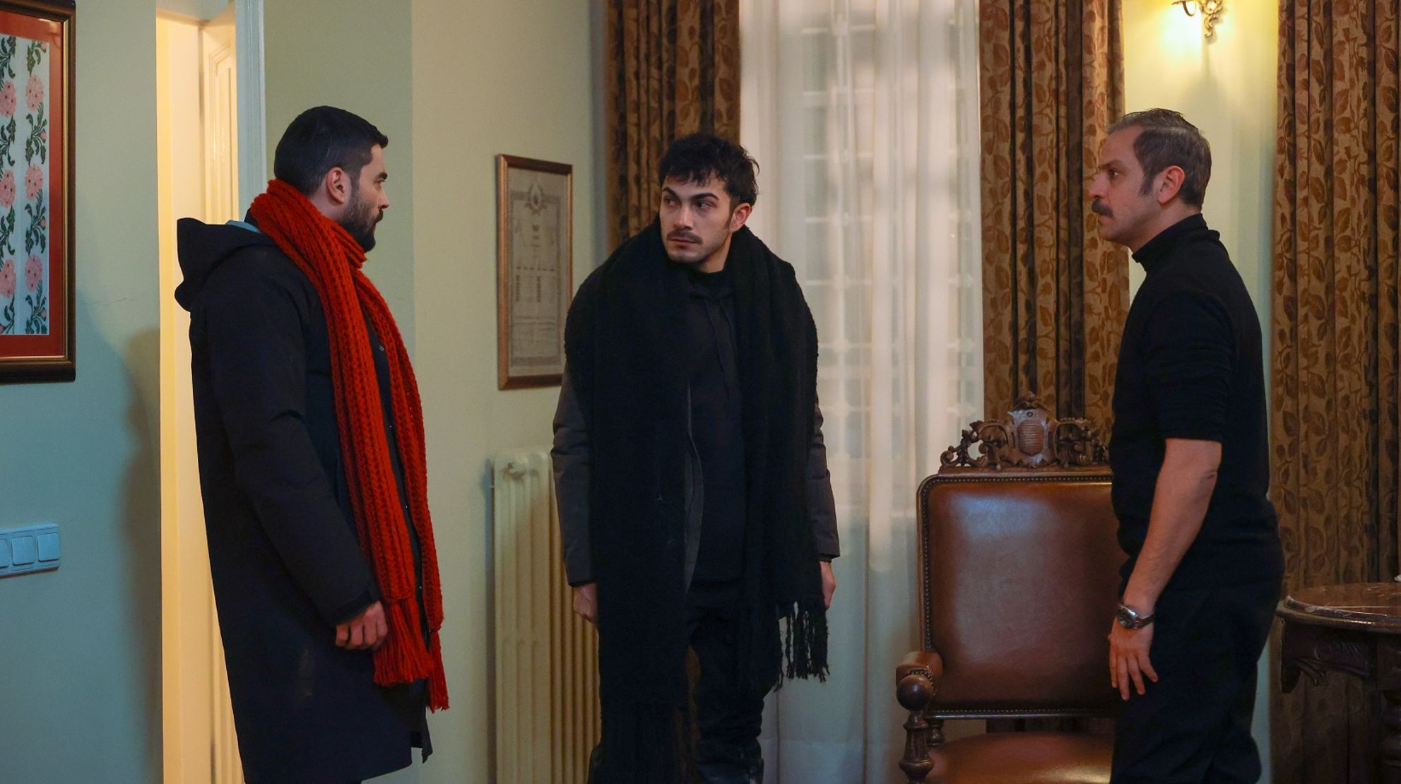 Selim'in kaderi değişiyor, aşklar karışıyor, tehlike kol geziyor