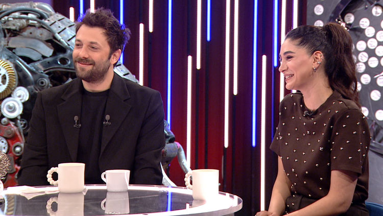 Yıllık dostluk, aşkla evliliğe dönüştü, güzel bir başlangıç