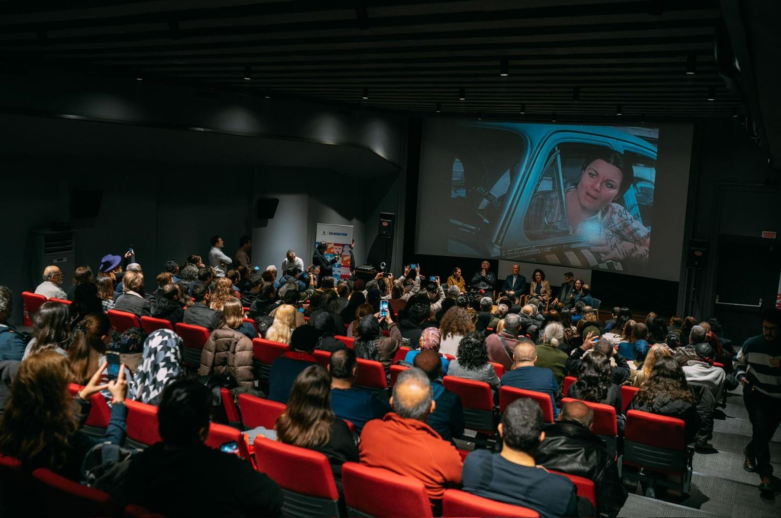 Unutulmaz bir ses, efsane bir oyunculuk mirası