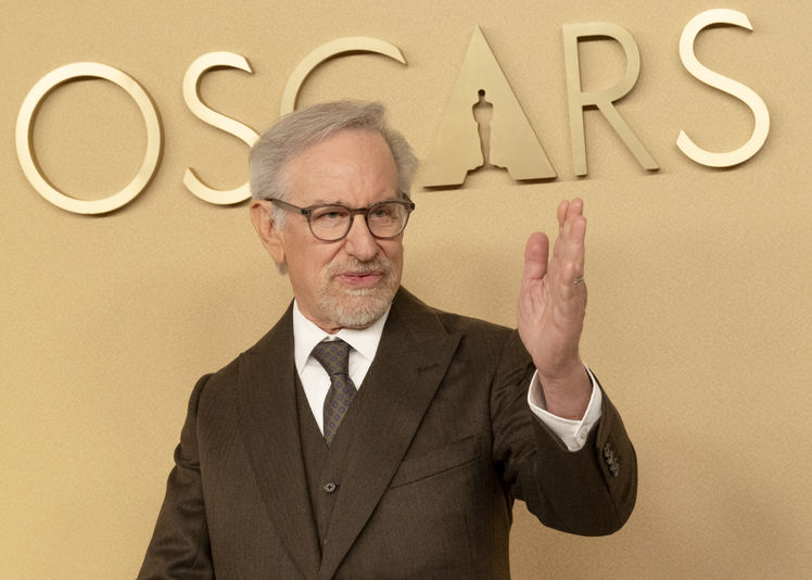 Kaybın ardından bağış, Spielberg'in miktarı tartışma yarattı