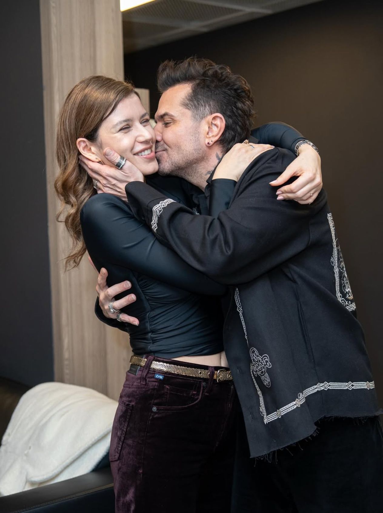 Gülüşler, bakışlar, aşk kokan Sevgililer Günü kareleri