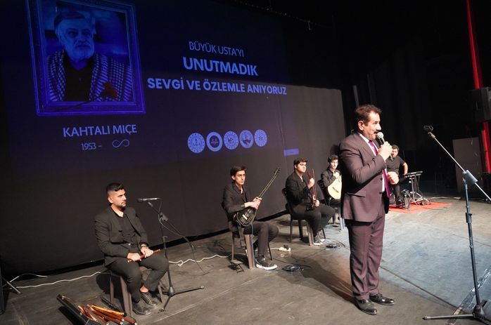 Unutulmayan ses, Kahta'da sevgiyle anılıyor