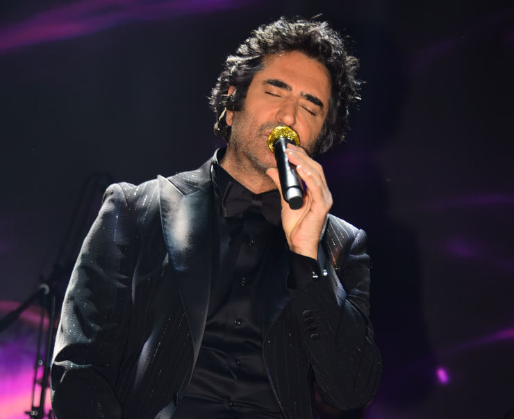 Kaderin yazdığı aşklar, sahne ışığında yankılanıyor