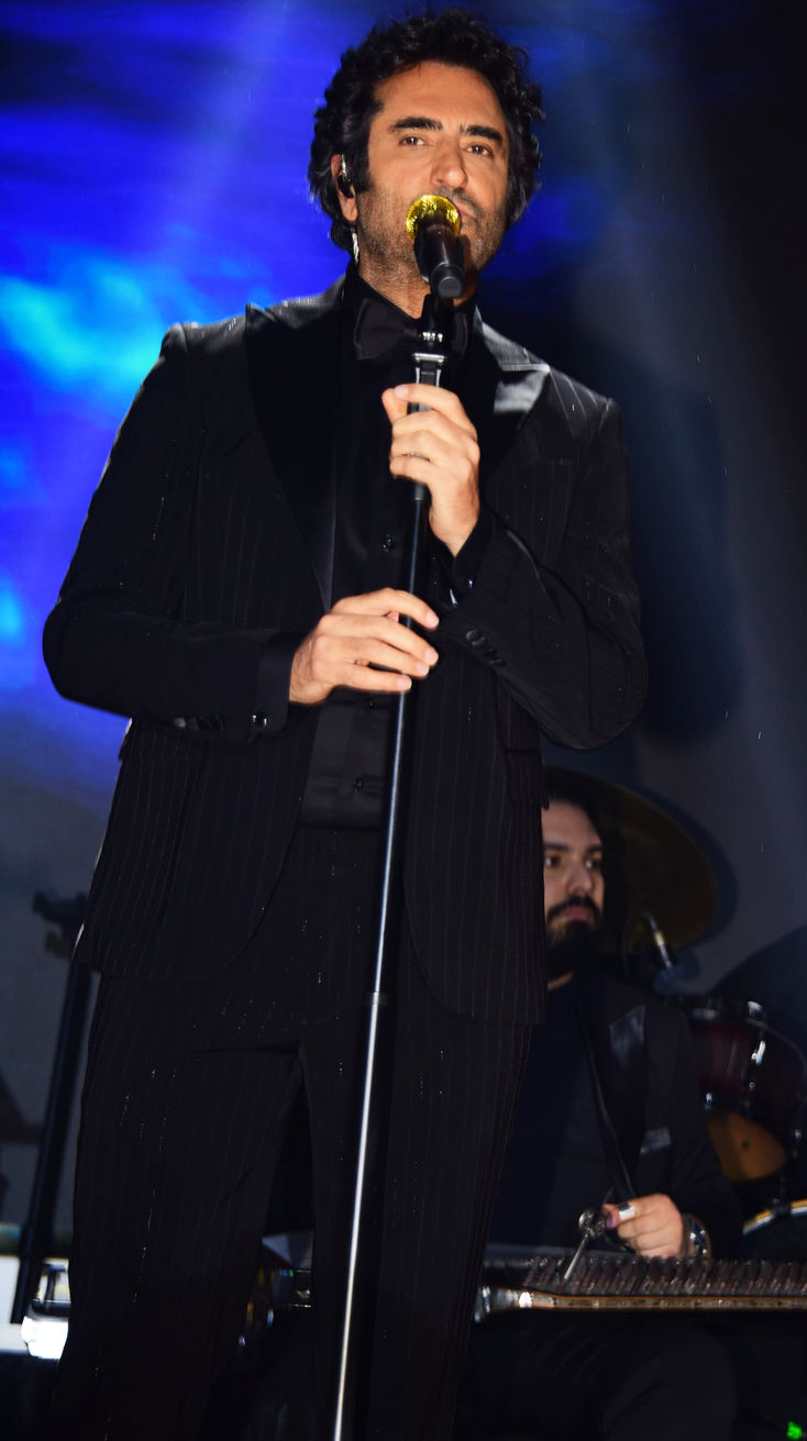 Kader, aşk, sahne ışığı ve Kırmızıgül enerjisi