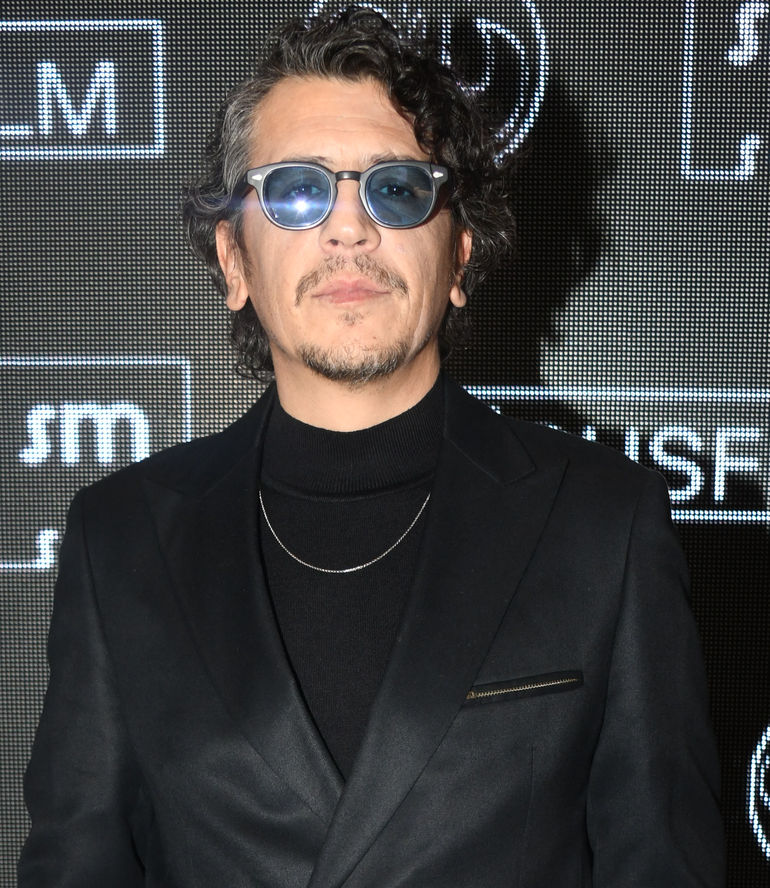 Renklerin dansı, anılar canlanıyor, bir yaşam ölümsüzleşiyor