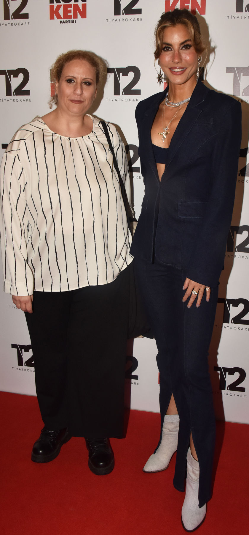 Gülüşler, dostluklar, sahne arkası keyifleri!