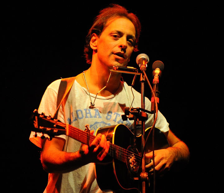 Şaşkınlık hakim, ünlü isimler adliyede sıra bekliyor