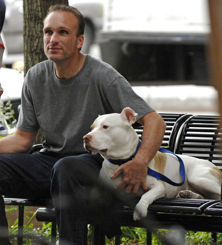 Gizemli ölüm, sessiz daire, sorular havada asılı