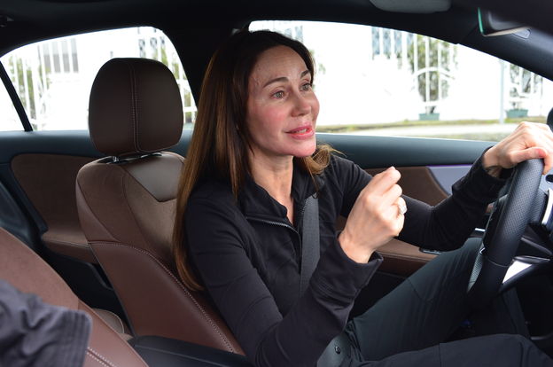 Yeniköy sahili, ayrılık hüznü, uzak çocuklar, Demet Şener