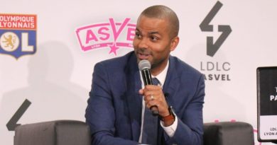 Efsane geri dönüyor, bu sefer sahanın başında!