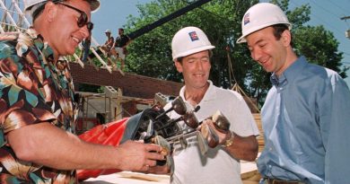 Garajdan doğan dev, kitaplar dünyayı değiştirdi