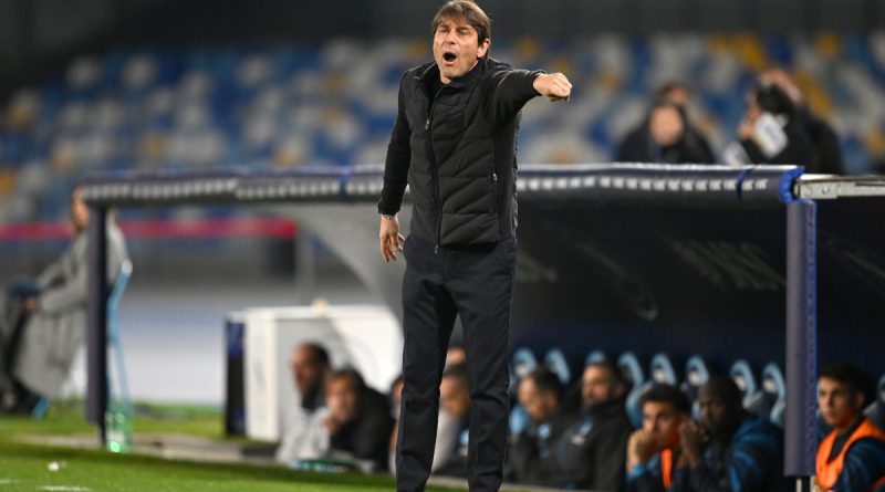 Hayal kırıklığı, anlaşmazlık, Napoli'den ayrılık, yeni başlangıç