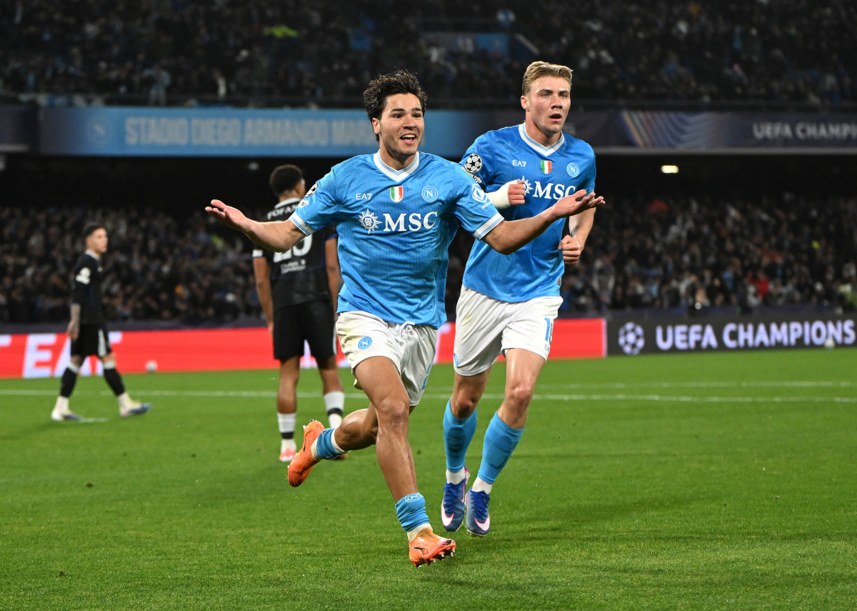 Samimi sohbet, gelecek planları, Napoli'nin yıldızları, Gattuso'nun bakışı