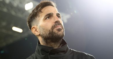 Rekabet, gerginlik, yaka yakalama, itiraz, anlık bir olay