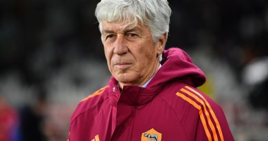 Hücum ateşiyle sahaya, üç yıldızla Roma'ya karşı!