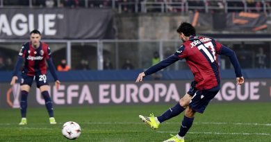 Avrupa Ligi'nde Bologna yükseldi, Fiorentina berabere kaldı