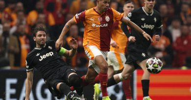 Hayal kırıklığı yüzünden, itirazlar havada uçuştu