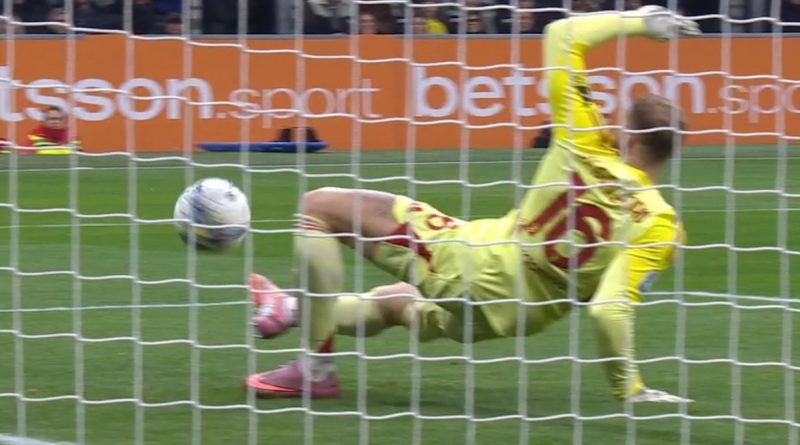 Tarihi an! Kendi kalesine, sonra Juve'ye gol!