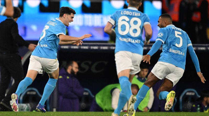 Zafer, hayal kırıklığı, gelecek belirsizliği, Napoli