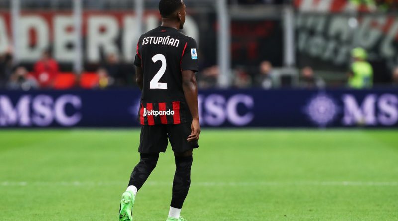 Sol bek transferinde yeni sayfa açılıyor gibi