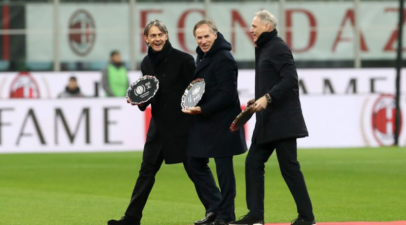 Futbol efsaneleri Olimpiyat ateşini yaktı, İtalya gururla!