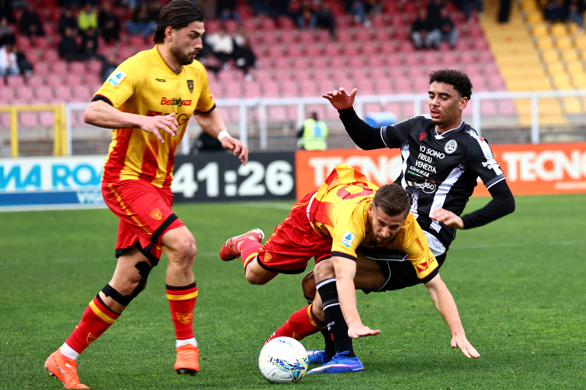 Gol sevinci, Lecce'nin yüzünü güldürdü, Udinese üzüldü