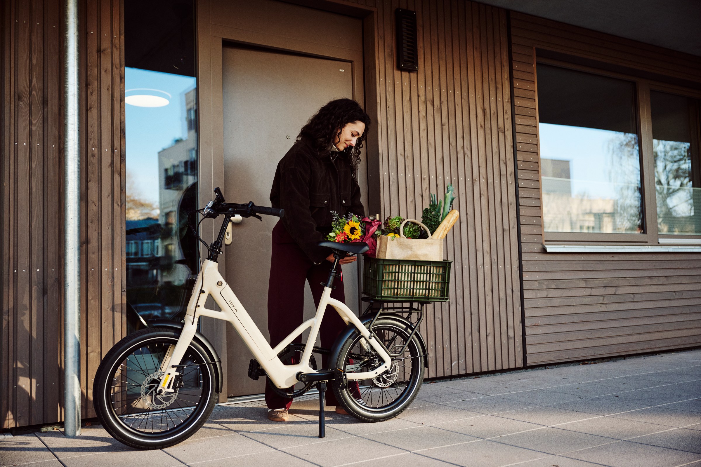 Şehirde kolaylık, katlanarak taşınabilirlik, elektrikli hareket özgürlüğü