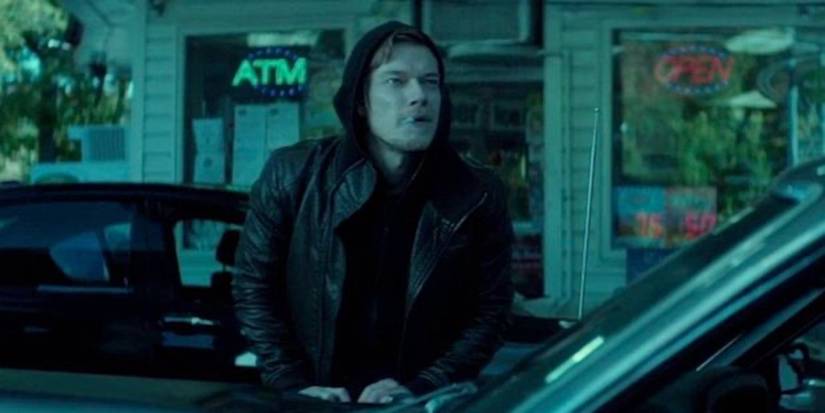 Kılıçlar, aksiyon ve beklenmedik yıldızlar bir araya geldi