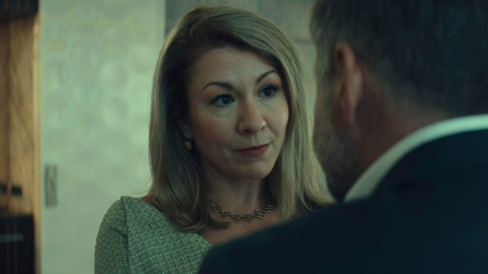 Gizem, gerilim, casusluk: Yeni Netflix fenomeni yükselişte